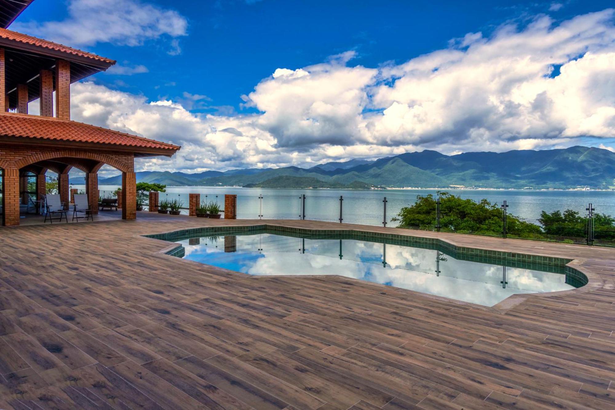 Mansao Voar Apartment ฟลอเรียนอโปลิส ภายนอก รูปภาพ